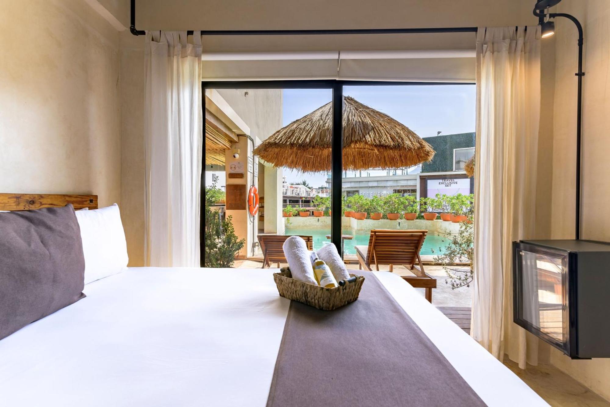 Caribbean Paradise Hotel & Spa - 5Th Avenue ปลายาเดลการ์เมน ภายนอก รูปภาพ