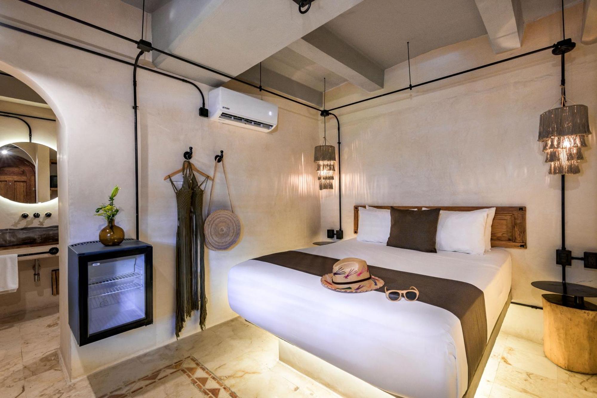 Caribbean Paradise Hotel & Spa - 5Th Avenue ปลายาเดลการ์เมน ภายนอก รูปภาพ